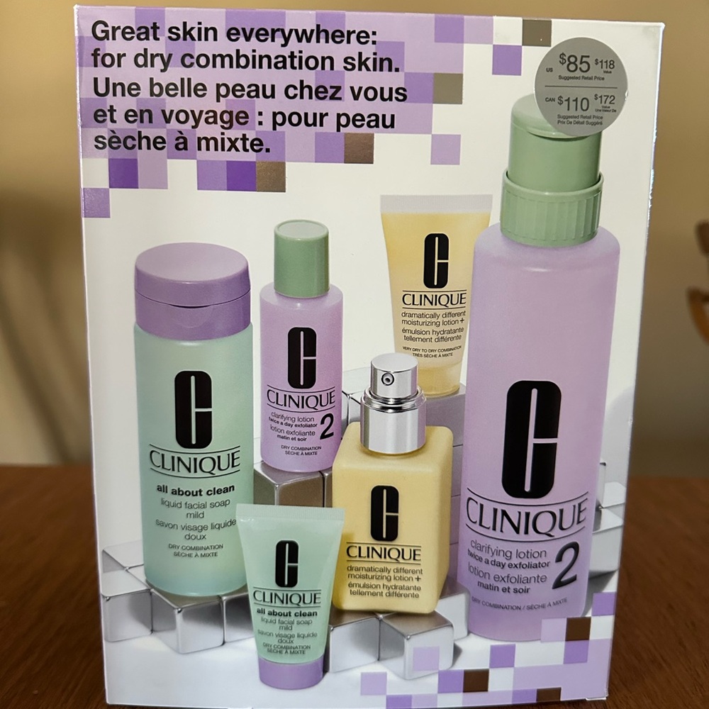 Clinique Purple and Cream Cleanser & Exfoliant Set